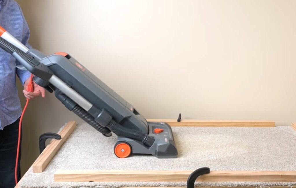What Features Define the Best Commercial Vacuums?