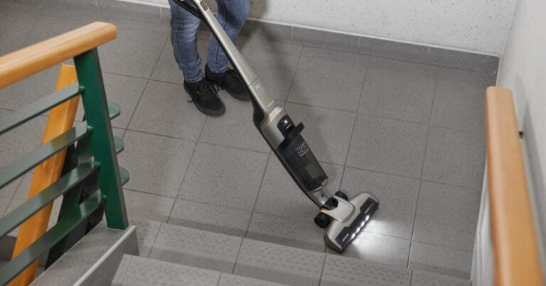 What is a Cordless Vacuum Cleaner? A Comprehensive Guide to Understanding its Features and Benefits